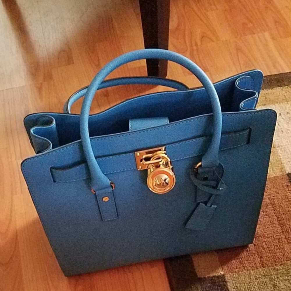 MK purse